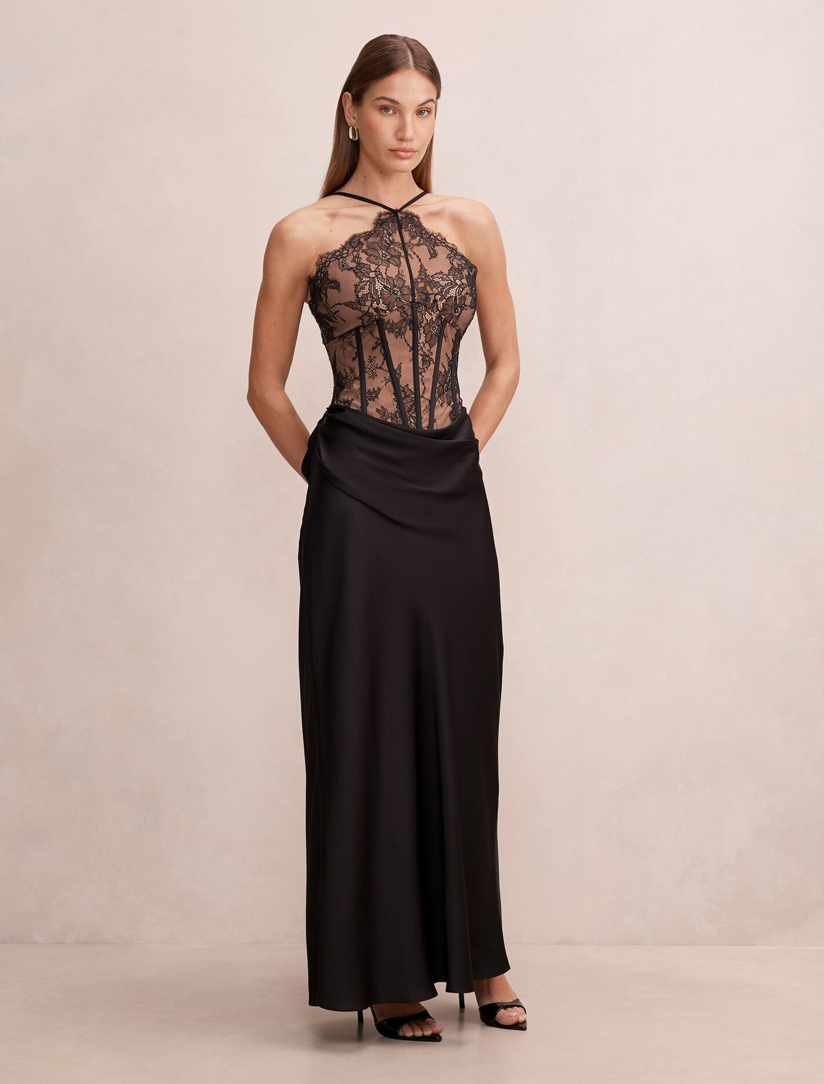 Nellie Lace Halter Maxi Dress Forever New