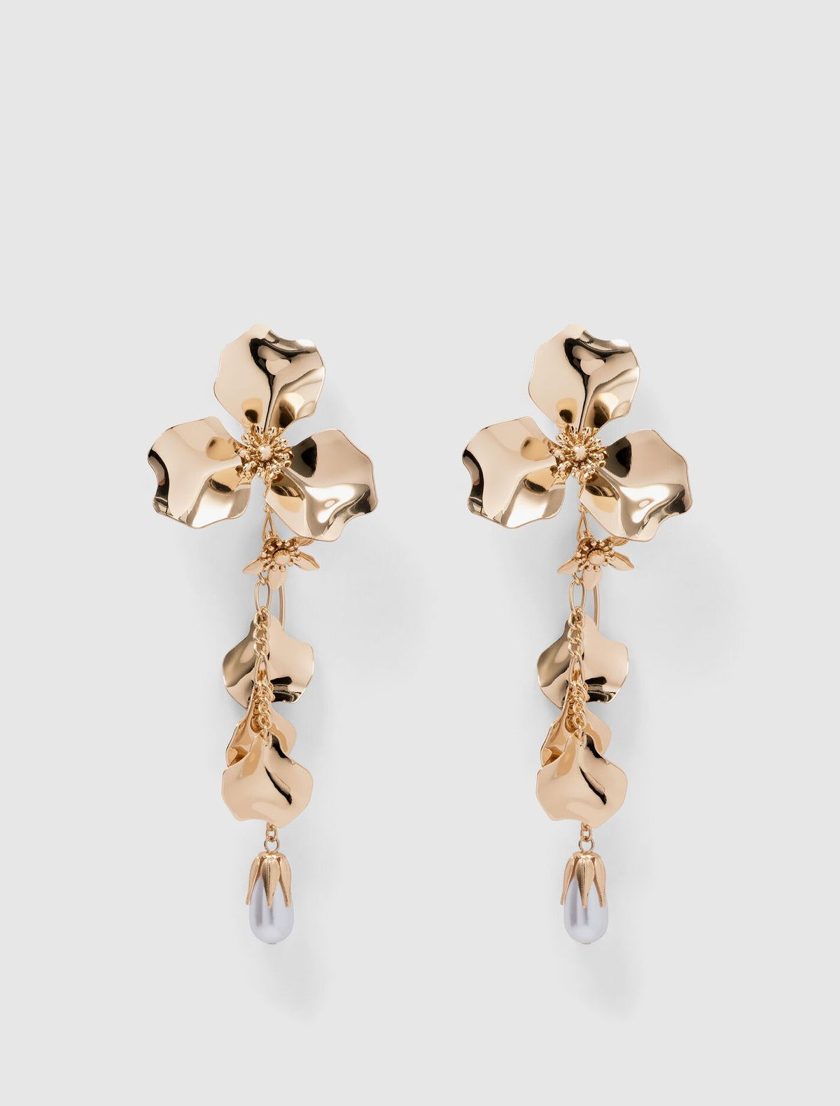 Signature Bea Flower Statement Earrings 0 Gold Forever New