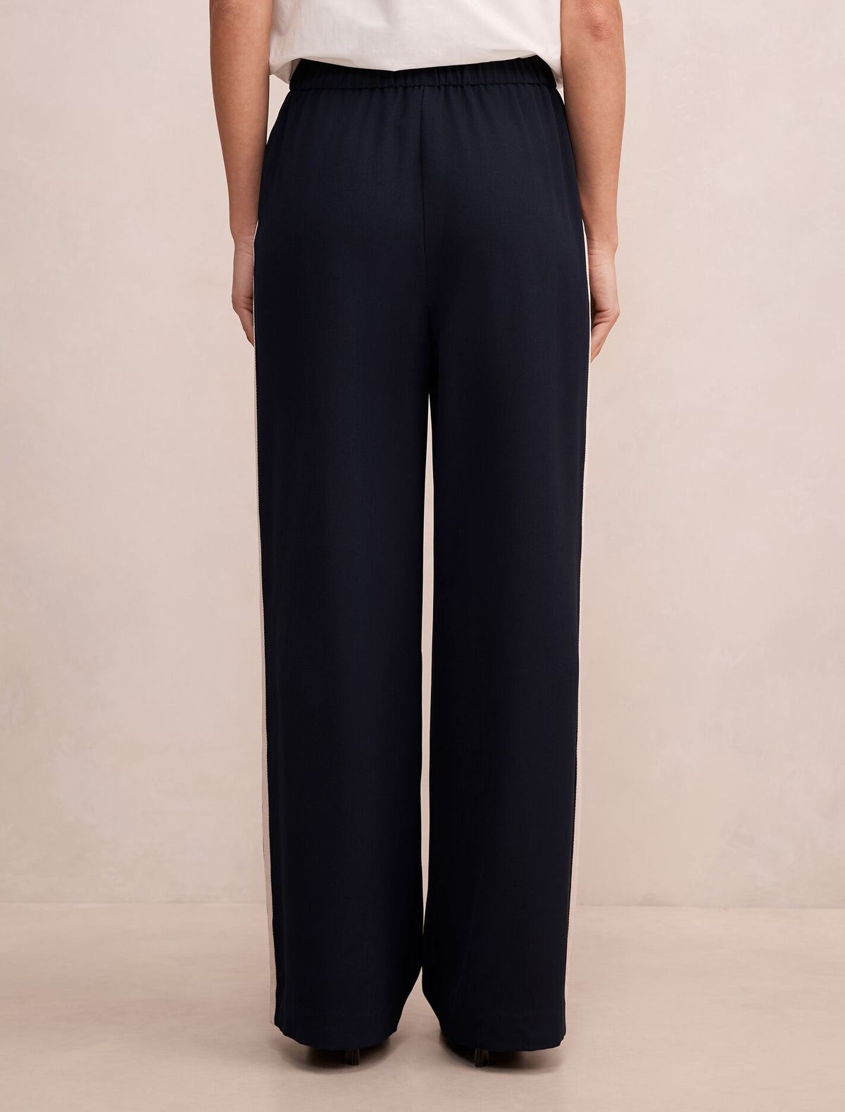 Chloe Side Stripe Wide Leg Pants Forever New