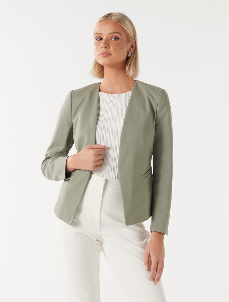 Alyssa Fitted Blazer Shadow Suit | Forever New