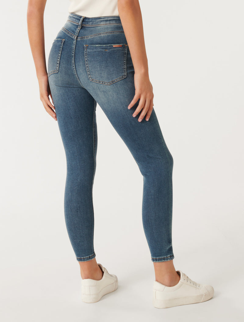 Premium Seriously Stretchy Super High-Rise Jegging