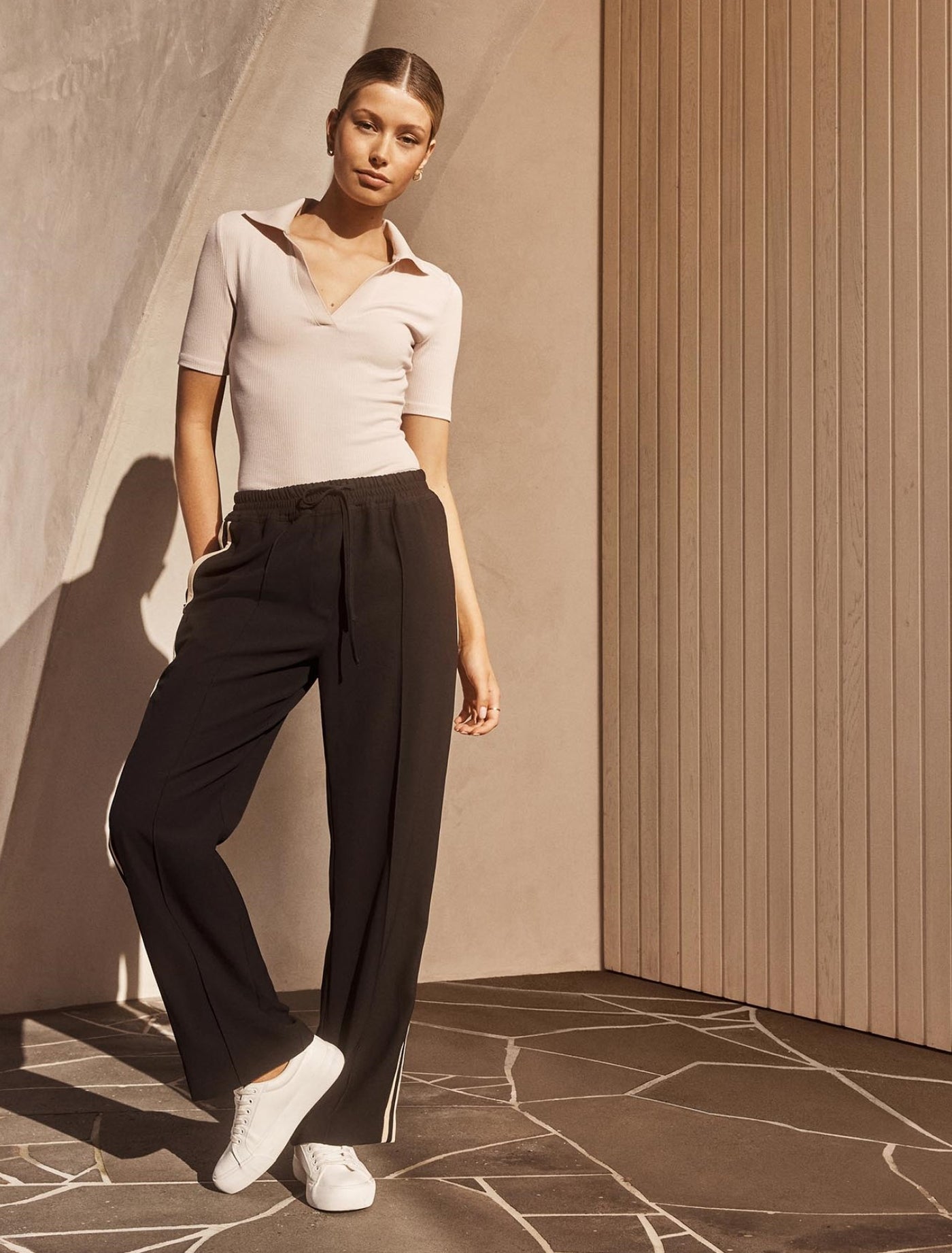 Izzy Stripe Pants Black | Forever New