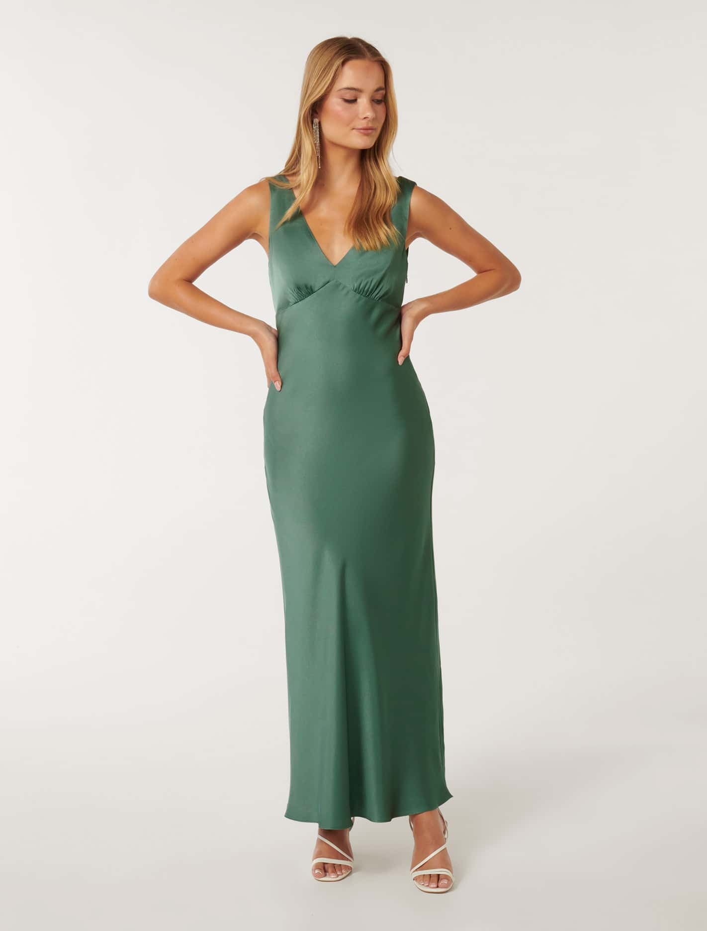 Forever New Dresses | Shop Bridesmaid Dresses Online