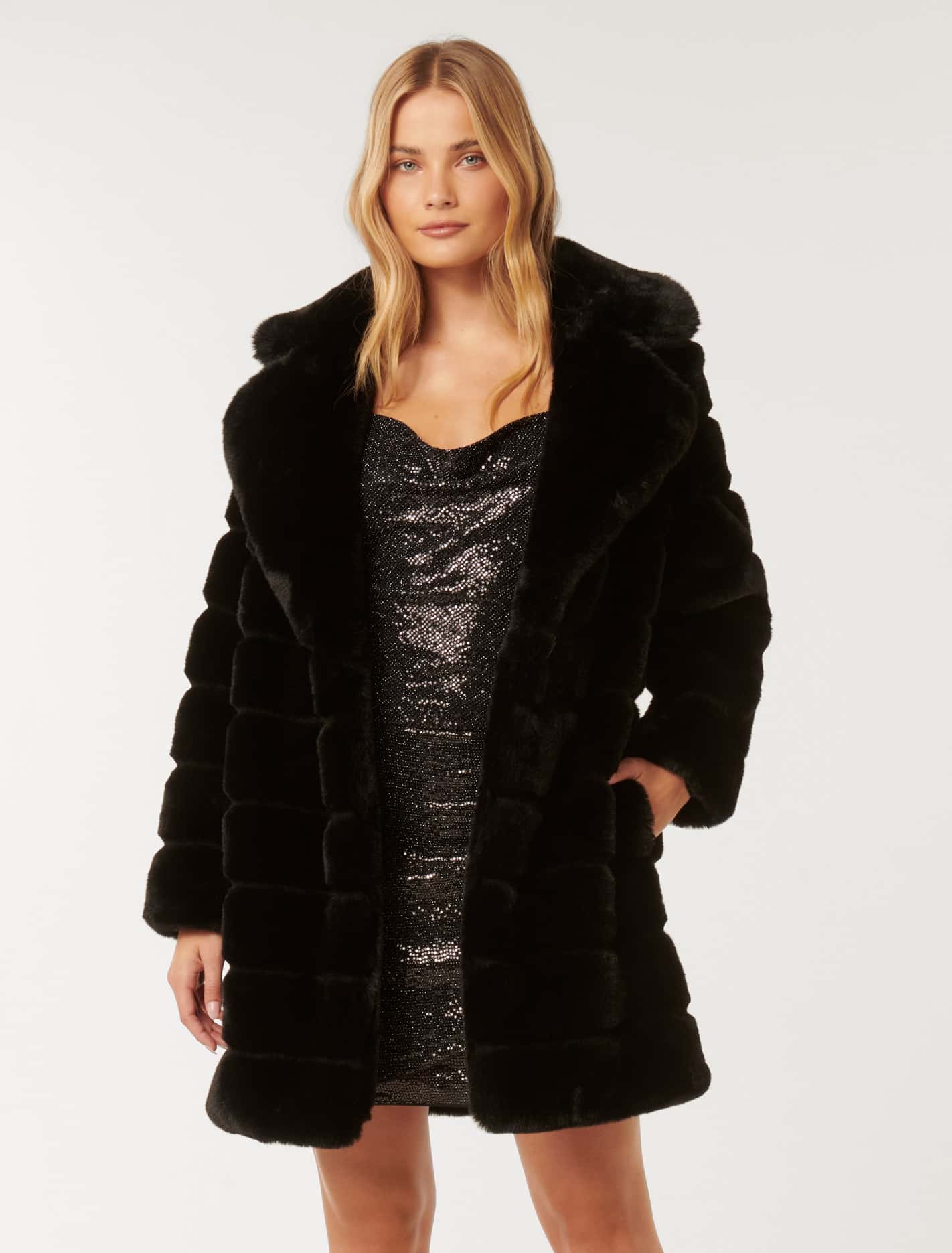 Tara Fur Coat Black Forever New