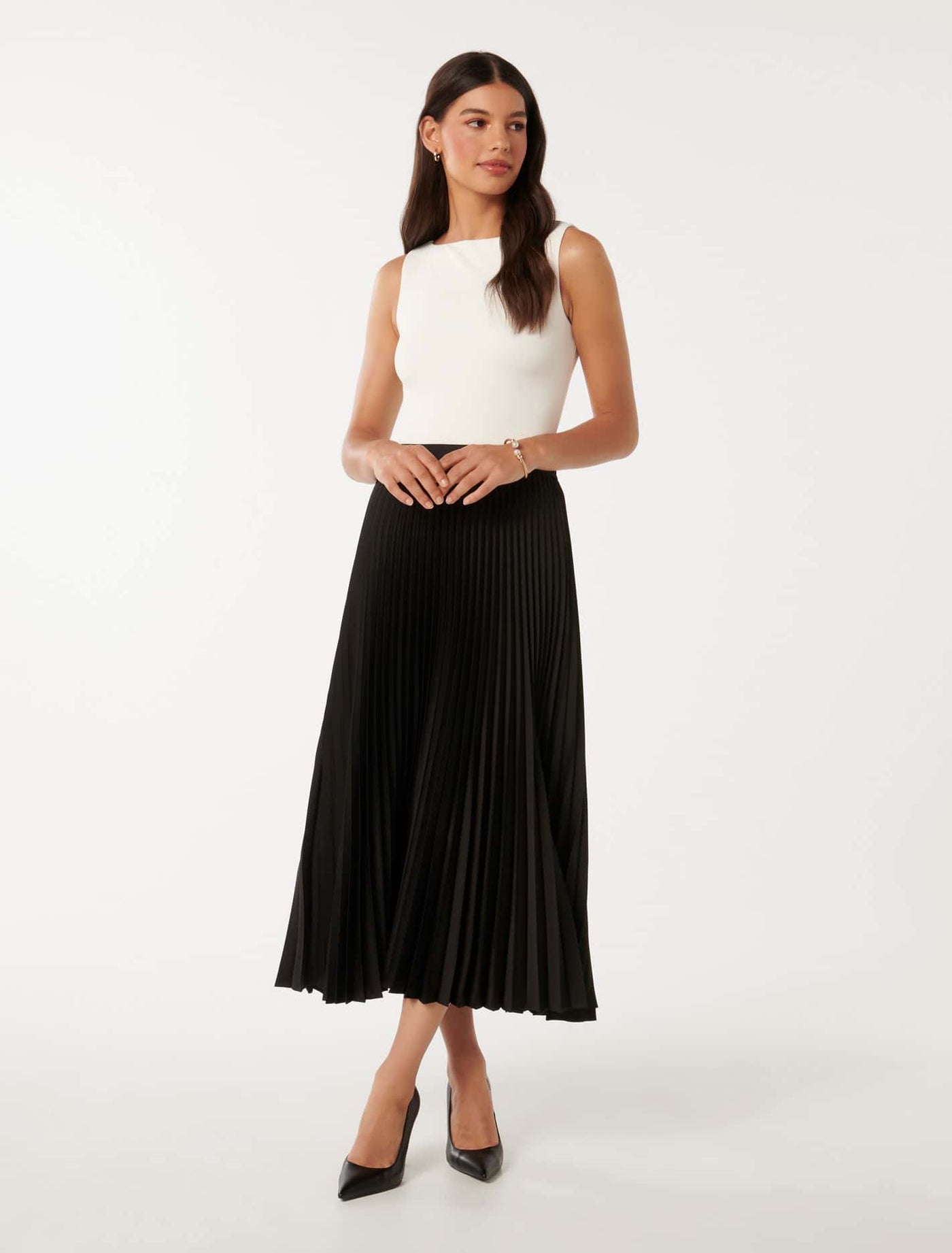 Estelle Satin Pleated Maxi Skirt Black Forever New