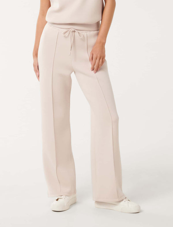 Tiana Wide Leg Sweatpants Forever New