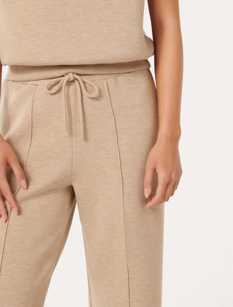 Tiana Wide Leg Sweatpants Forever New