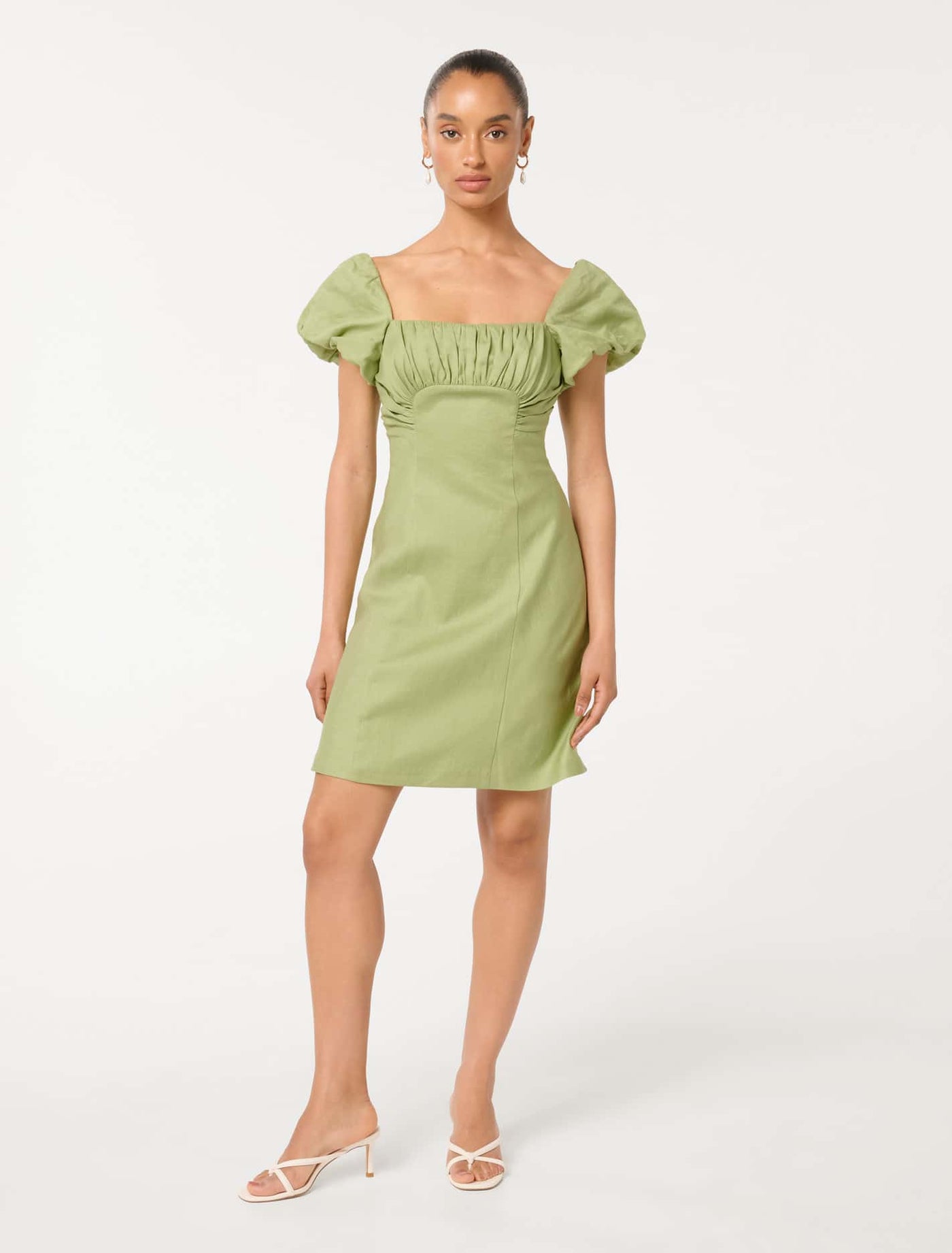 Aspen Petite Ruched Linen Mini Dress in Green Size 10