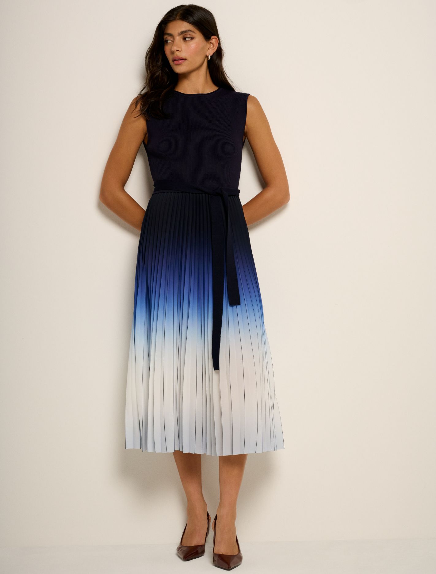 Elara Ombre Pleat Midi Dress Navy | Forever New