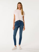 Hayley High-Rise Sculpt Jeans Forever New