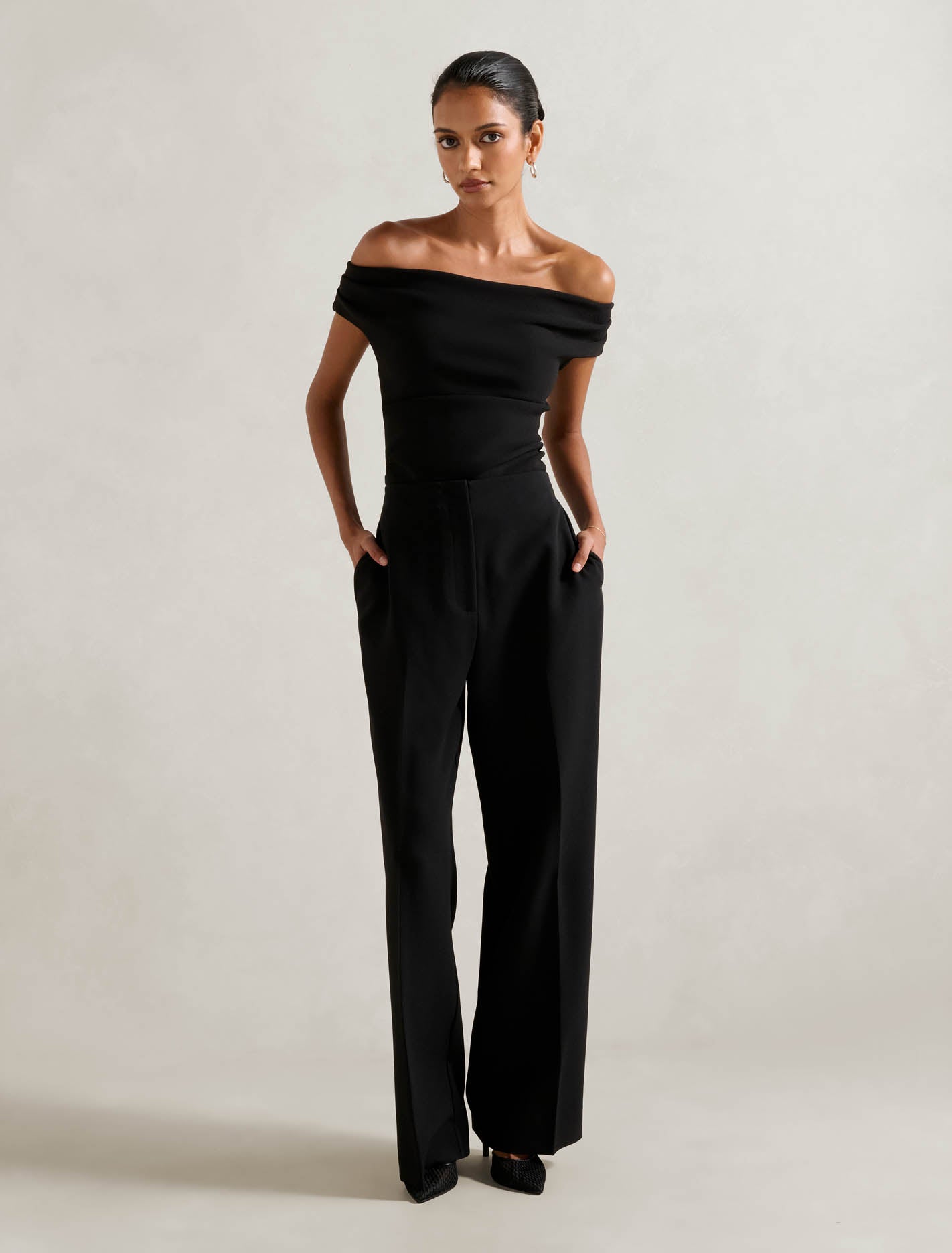 Fiora Petite Straight Pants Forever New