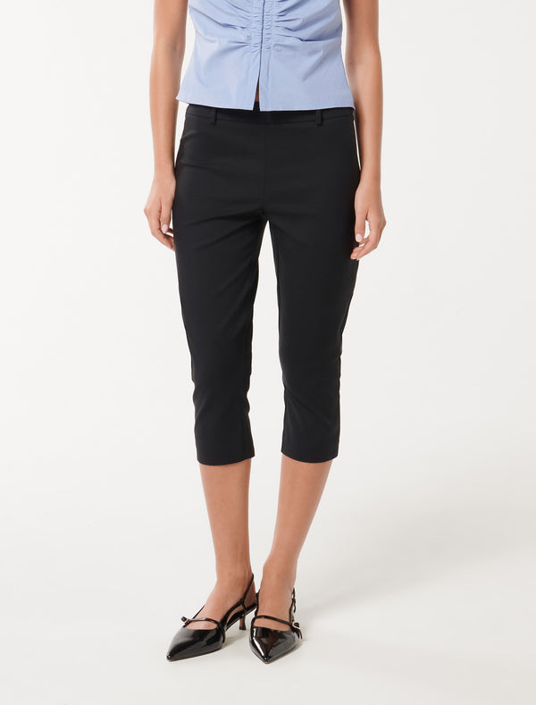 Kyra Capri Pants Black Forever New