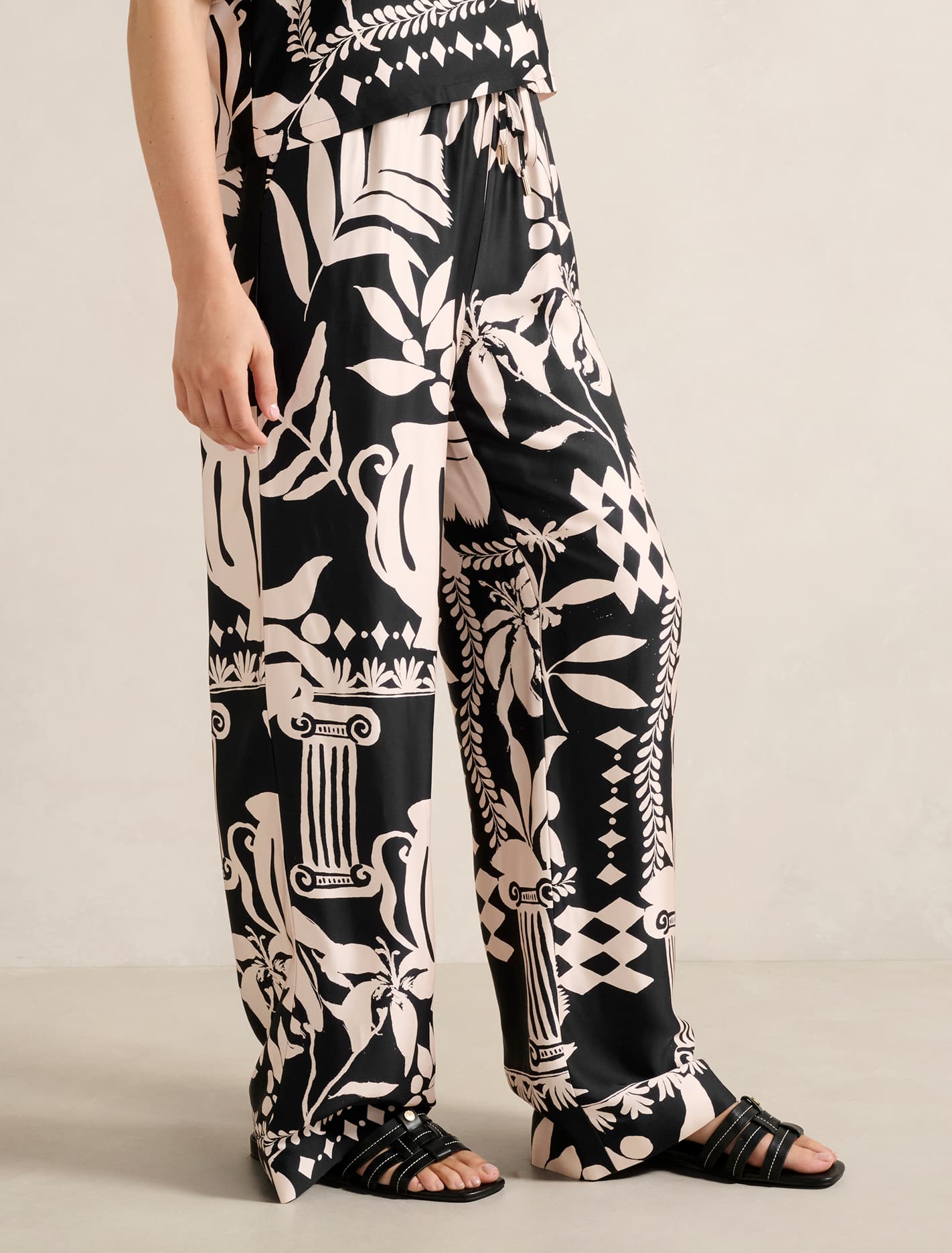 Jenna Drawstring Wide Leg Pants Forever New
