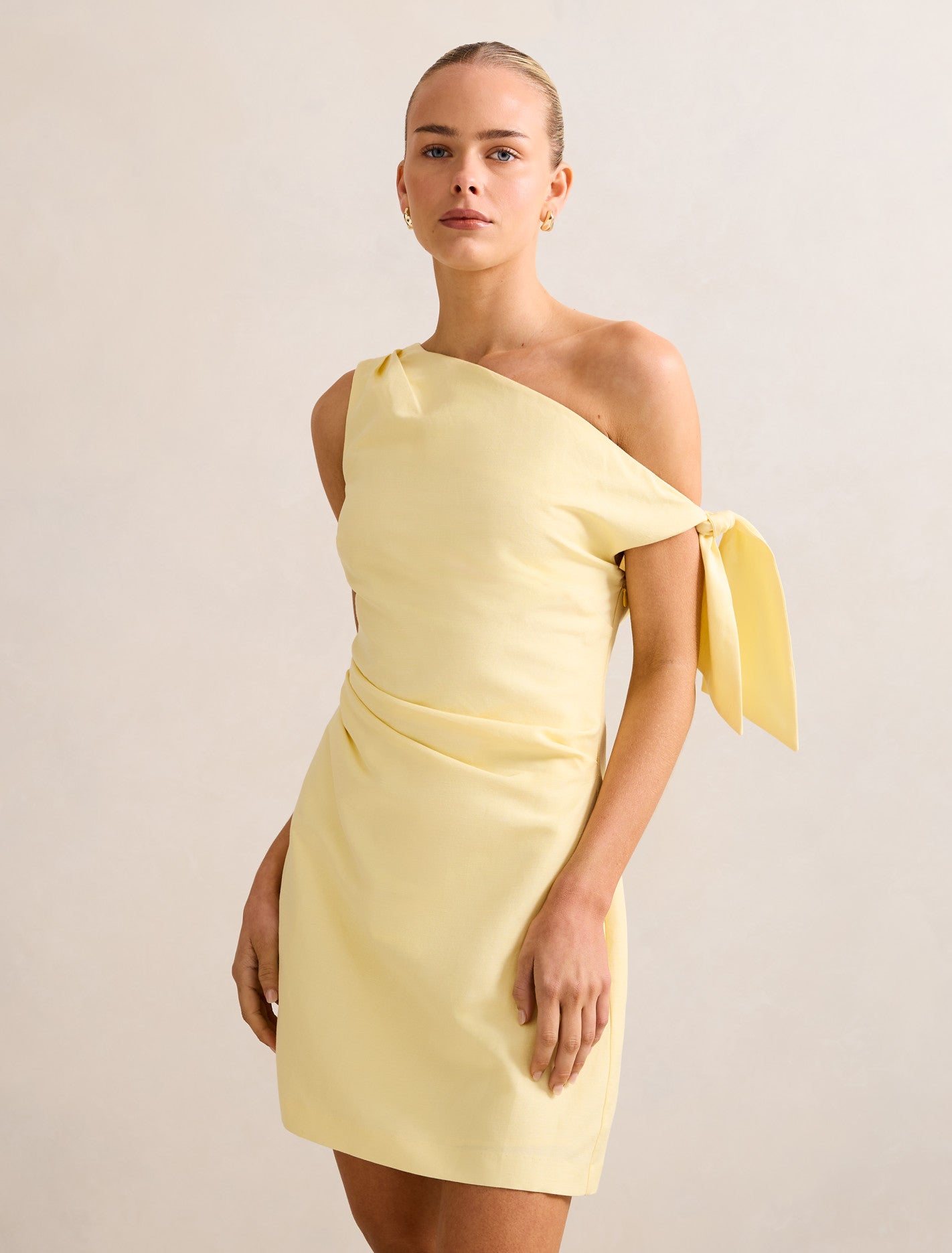 Cinzia Tipped Shoulder Linen Mini Dress Forever New