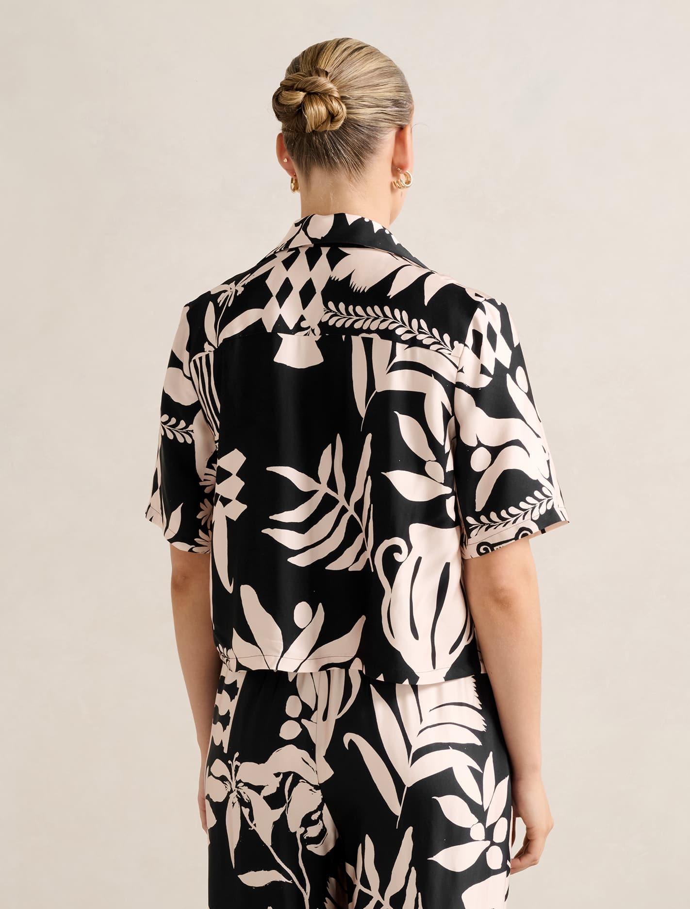 Anika Crop Satin Shirt Forever New