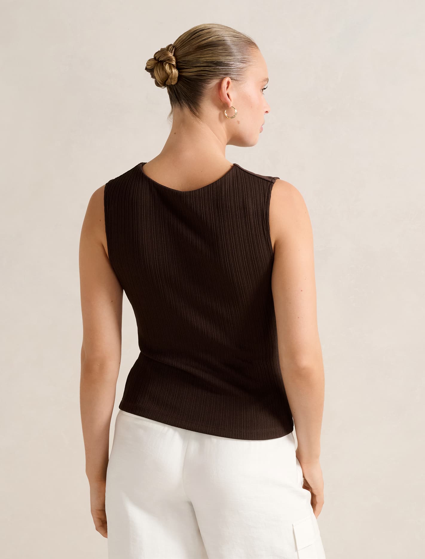 Frankie Boat Neck Tank Top Chocolate | Forever New