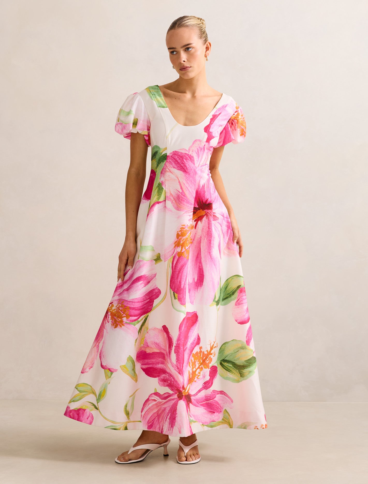 Lily Scoop Neck Midi Dress Cora Tropical | Forever New