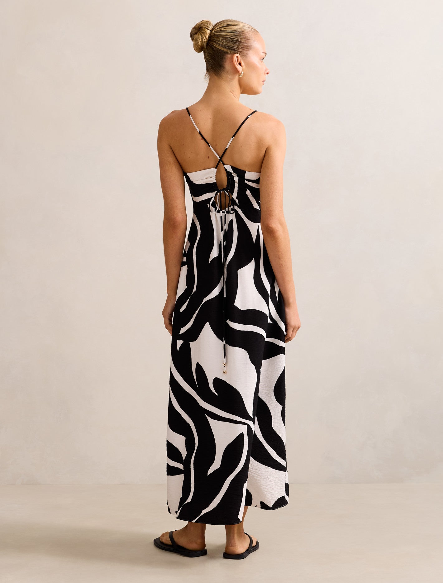 Anella Textured Tie Back Maxi Dress Forever New
