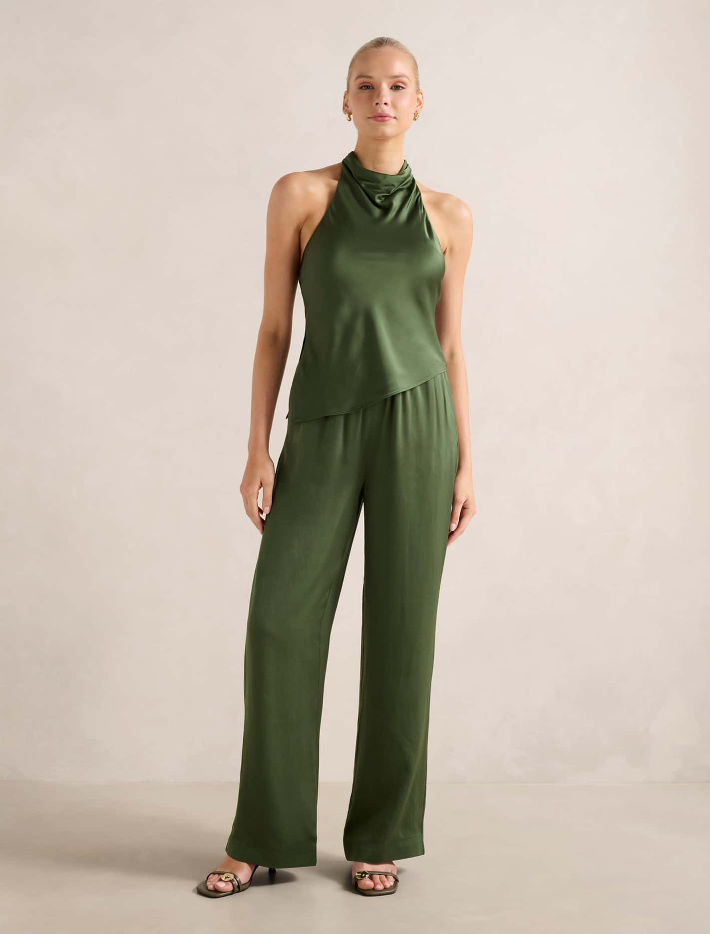 Skyler Wide Leg Pants Thyme Co-Ord | Forever New