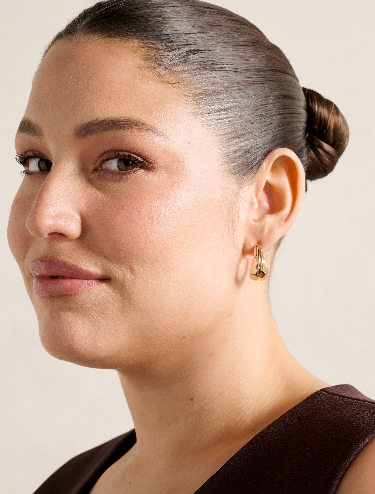 Signature Amora Organic Small Hoop Earrings Forever New