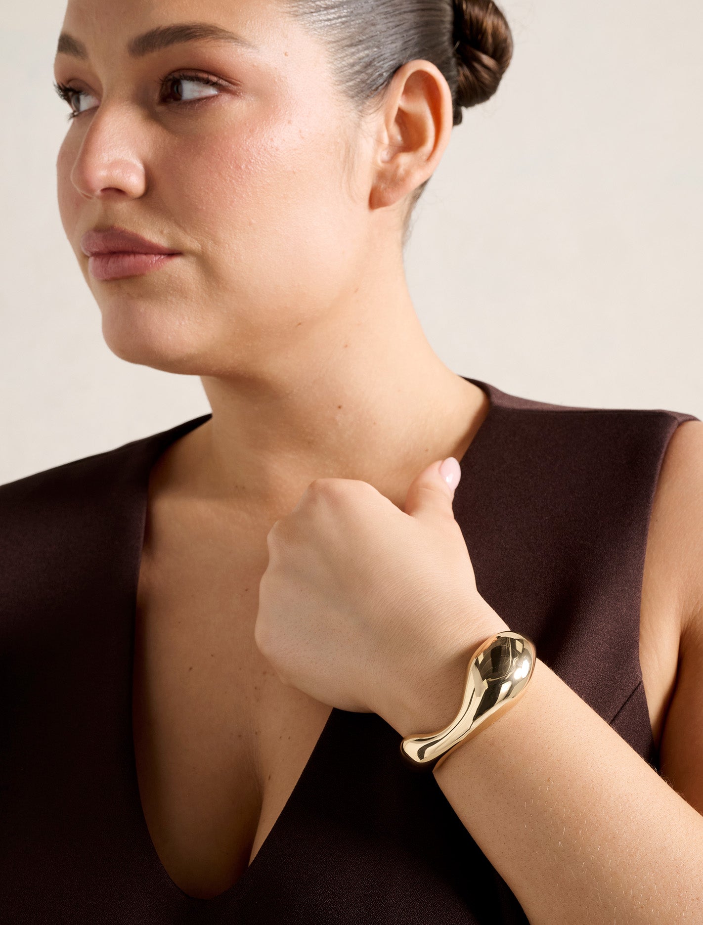Signature Jocelyn Molten Cuff Bangle Forever New