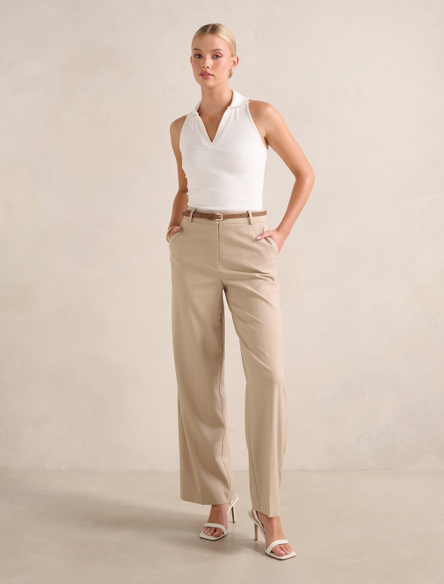 Rhiannon Straight Leg Pants Taupe Forever New