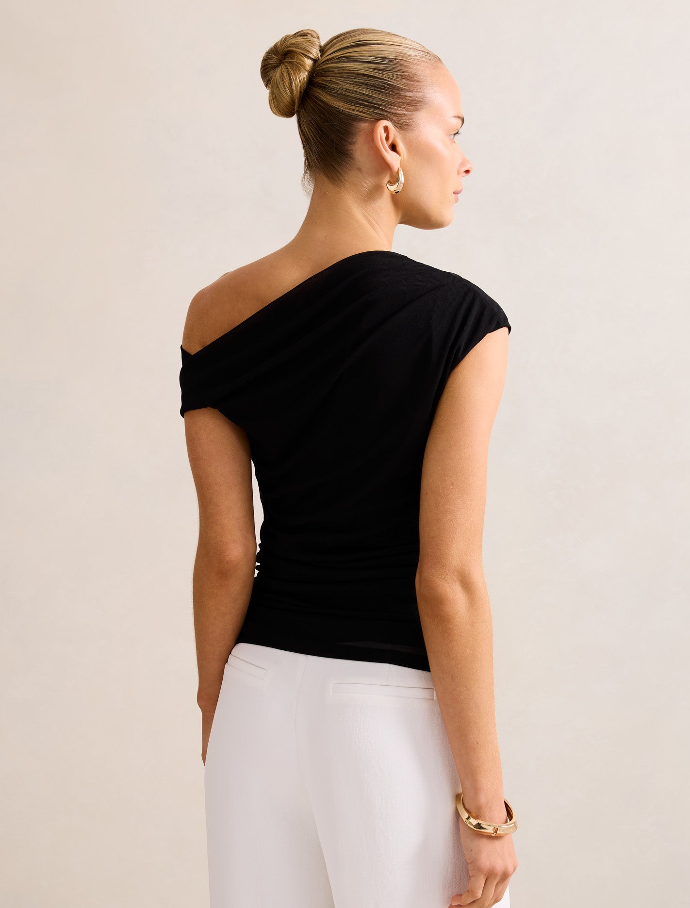 Rylee Tipped Shoulder Mesh Top