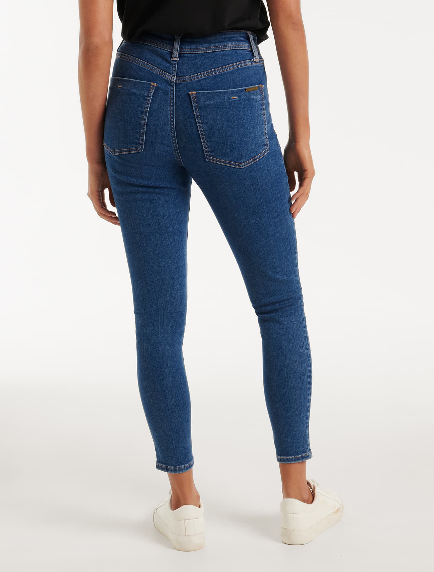 Nala Curvy Mid-Rise Skinny Jeans La Lucia | Forever New
