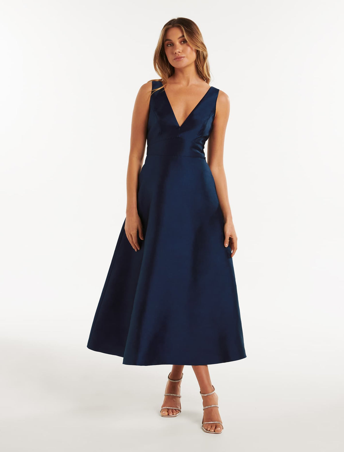 Lydia V-Neck Prom Dress Forever New