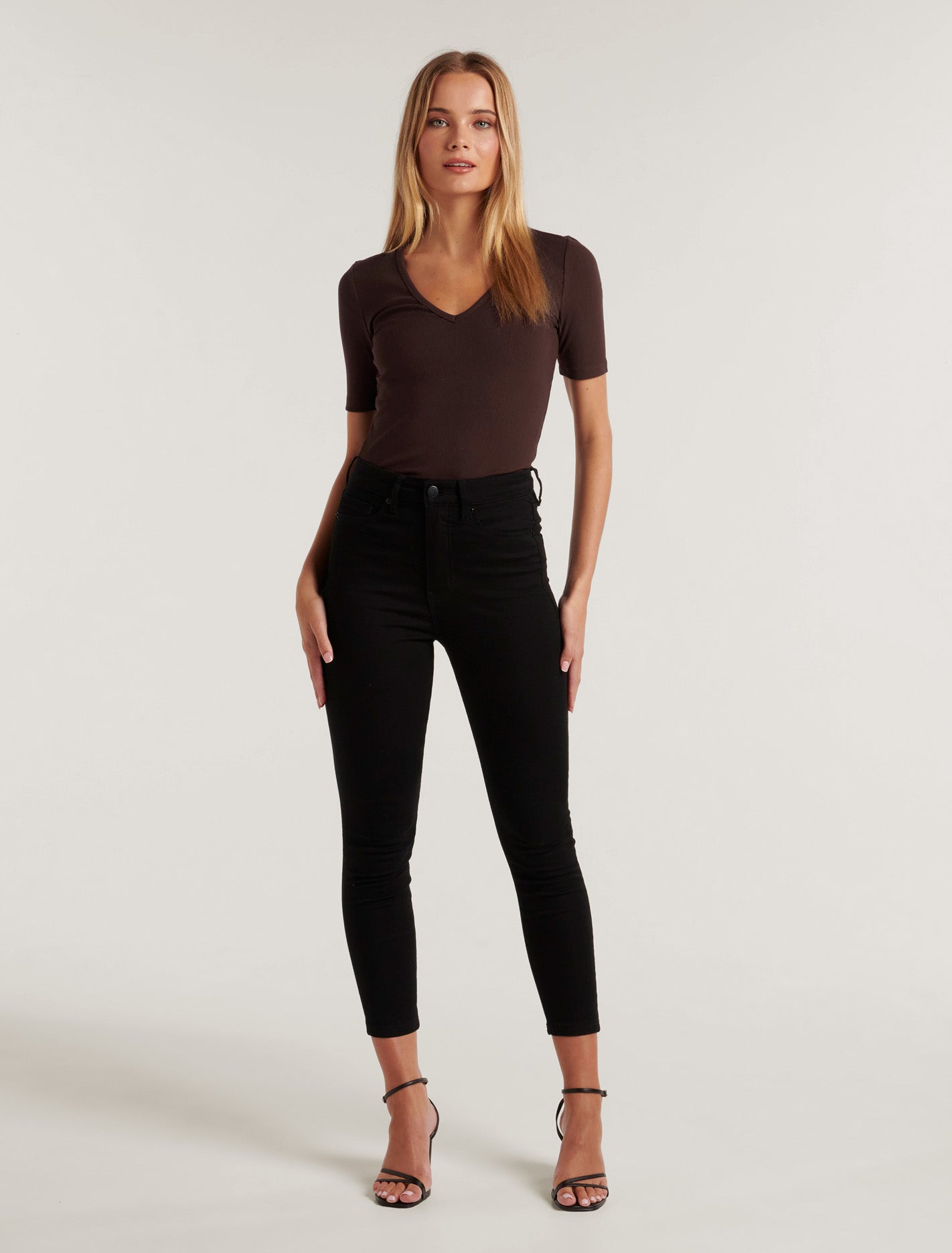 Clio V Neck Half Sleeve T-Shirt Forever New